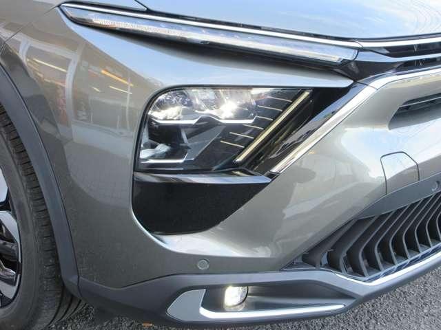 Ｃ５ Ｘ マックス　プラグインハイブリッド　サンルーフ／ヘッドアップディスプレイ／衝突被害軽減システム／ブラインドスポットモニター／リアクロストラフィックアラート／デジタルインナーミラー／ベンチレーション＆マッサージ機能付ハーフレザーシート（50枚目）