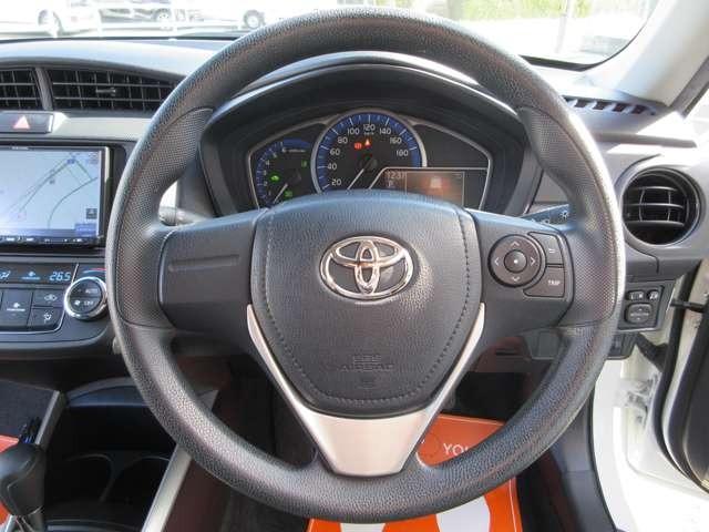 カローラフィールダー ハイブリッド　ＥＸ　衝突被害軽減システム／メモリーナビ／Ｂｌｕｅｔｏｏｔｈ／バックカメラ／ＥＴＣ／プッシュスタート／ナノイー付オートエアコン／サイドエアバッグ／障害物センサー（16枚目）