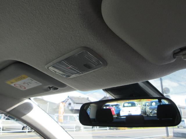 カローラフィールダー ハイブリッド　ＥＸ　衝突被害軽減システム／メモリーナビ／Ｂｌｕｅｔｏｏｔｈ／バックカメラ／ＥＴＣ／プッシュスタート／ナノイー付オートエアコン／サイドエアバッグ／障害物センサー（48枚目）