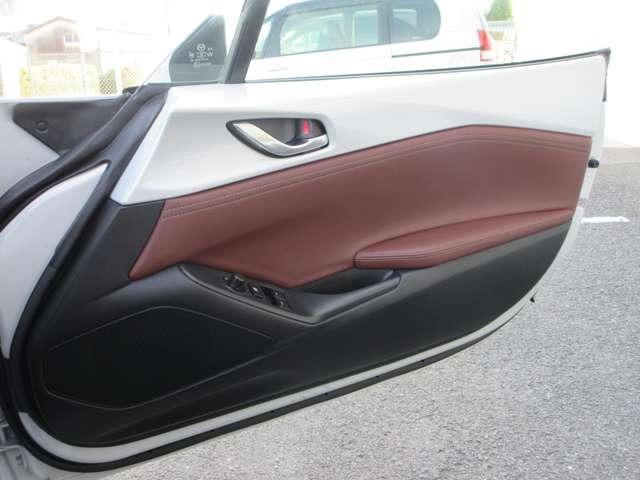 ロードスターＲＦ ＶＳ　ＢＯＳＥサウンド／衝突被害軽減システム／ブラインドスポットモニター／ヒーター付茶革シート／オートエグゼハンドル／フルセグナビ／ＣＤ＆ＤＶＤ再生可能／Ｂｌｕｅｔｏｏｔｈ／バックカメラ／ドラレコ／ＥＴＣ（35枚目）