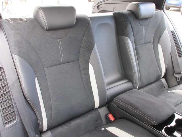 �P�C�X�^�͌y�����Ԃ����C���Ƃ���R���p�N�g�J�[���X�ł��B�R���p�N�g�J�[�͏���肪�����A���Ԃ����₷���̂ŉ^�]�ɋ��ӎ��̂��鏗���̕��ł��^�]���₷���ł��B