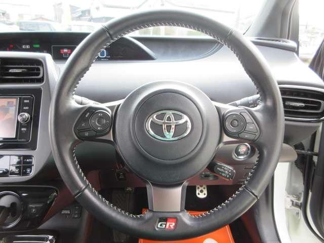 �u�����ЂƂ�ł��C�y�ɂ����X�E���w�������邨�X�v���R���Z�v�g�ɂ��X�Â���A�T�[�r�X���s���Ă���܂��B�@�����������ԂŐ��m���L�x�ȃX�^�b�t���^���s���ȓ_�����������Ȃ��Ƀs�b�^���̈���T���܂��B