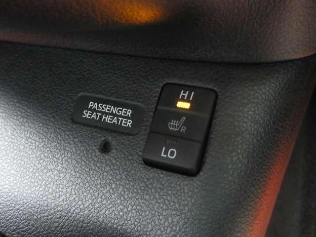 �u�����ЂƂ�ł��C�y�ɂ����X�E���w�������邨�X�v���R���Z�v�g�ɂ��X�Â���A�T�[�r�X���s���Ă���܂��B�@�����������ԂŐ��m���L�x�ȃX�^�b�t���^���s���ȓ_�����������Ȃ��Ƀs�b�^���̈���T���܂��B