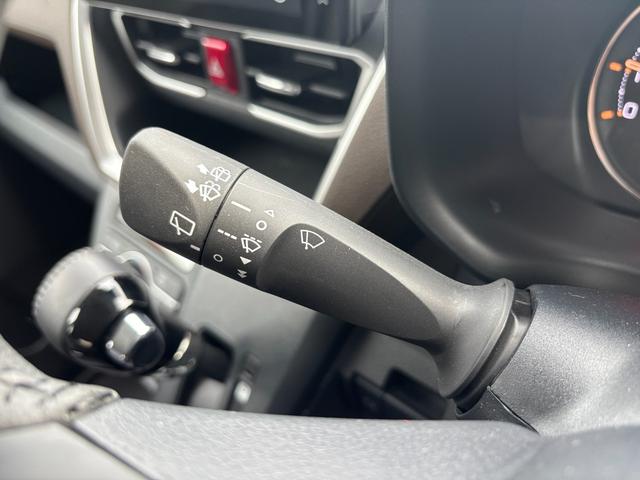 ムーヴ ＲＳ　キーフリーシステム　プッシュボタンスタート　ＬＥＤヘッドライト　１５インチアルミホイール　両側パワースライドドア　カラーマルチインフォメーションディスプレイ（17枚目）