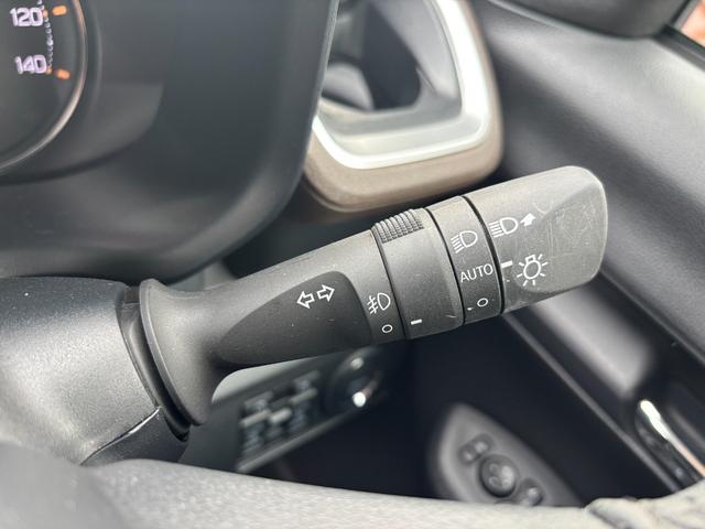 ムーヴ ＲＳ　キーフリーシステム　プッシュボタンスタート　ＬＥＤヘッドライト　１５インチアルミホイール　両側パワースライドドア　カラーマルチインフォメーションディスプレイ（18枚目）