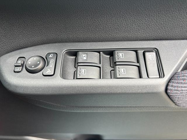 ムーヴ ＲＳ　キーフリーシステム　プッシュボタンスタート　ＬＥＤヘッドライト　１５インチアルミホイール　両側パワースライドドア　カラーマルチインフォメーションディスプレイ（22枚目）