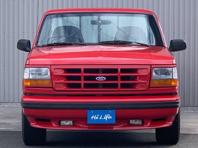 Ｆ－１５０ 　ＳＶＴ　Ｌｉｇｈｔｎｉｎｇ　３５１Ｅ／Ｇ　強化ミッション　専用１７インチアルミホイール　専用シート　ＡＢＳ　オリジナルマイル　カーファッス有　ショートベッド（3枚目）