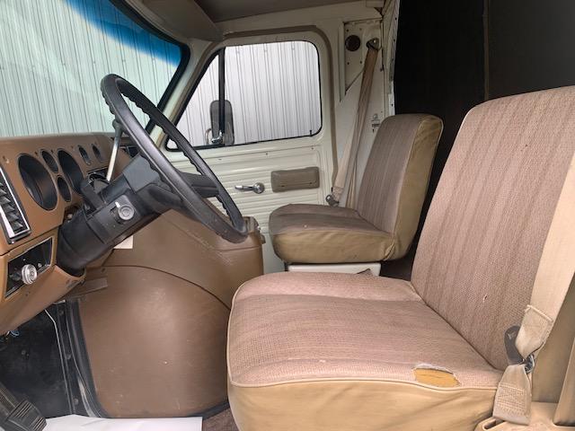 シボレーシェビーバン 　シェビーバン　Ｇ３０　コンバージョン　国内未登録車　新品タイヤ　ブレーキ　足回り整備済（25枚目）