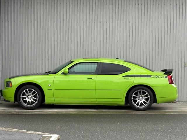 ダッジ・チャージャー Ｒ／Ｔ　デイトナ　限定車　新品ヘッドライト　新品フォグライト　ワーク　エモーション２０インチホイール　車高調（16枚目）