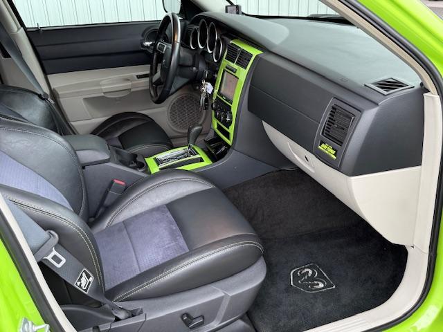 ダッジ・チャージャー Ｒ／Ｔ　デイトナ　限定車　新品ヘッドライト　新品フォグライト　ワーク　エモーション２０インチホイール　車高調（20枚目）