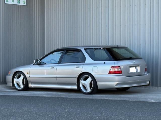 アコードワゴン ＥＸ　新車並行　レザーシート　サンルーフ　ローダウン　エアロ　１７ＡＷ　ＬＥＤヘッドライト（12枚目）