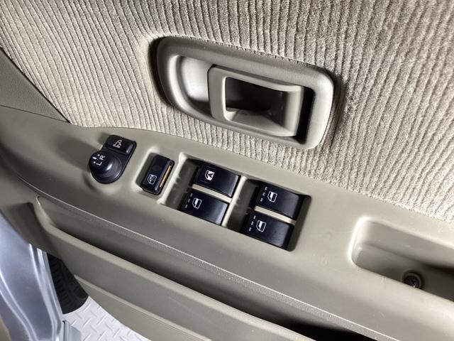 アトレーワゴン カスタムターボＲ　４ＷＤ　ターボ　両側スライドドア　オートエアコン　ＣＤチューナー　電動ドアミラー　タコメーター　キーレスエントリー（25枚目）