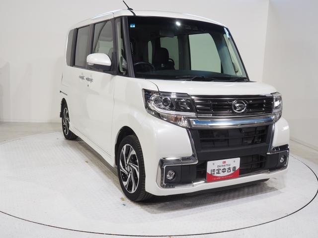 タント カスタムＲＳ　トップエディションＶＳ　ＳＡＩＩＩ　４ＷＤ　スマートアシスト　両側パワースライドドア　ＬＥＤヘッドライト　オートライト　ダイハツ純正ナビ　パノラマモニター　ドライブレコーダー　ＥＴＣ車載器　運転席シートヒーター　アイドリングストップ（3枚目）