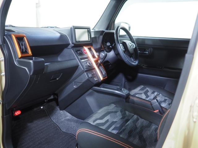 タフト Ｇターボ　４ＷＤ　スマートアシスト　ガラスルーフ　ダイハツ純正ナビ　バックモニター　ドライブレコーダー　クルーズコントロール　ＥＴＣ車載器　ＬＥＤヘッドライト　オートライト　オートエアコン　シートヒーター（10枚目）