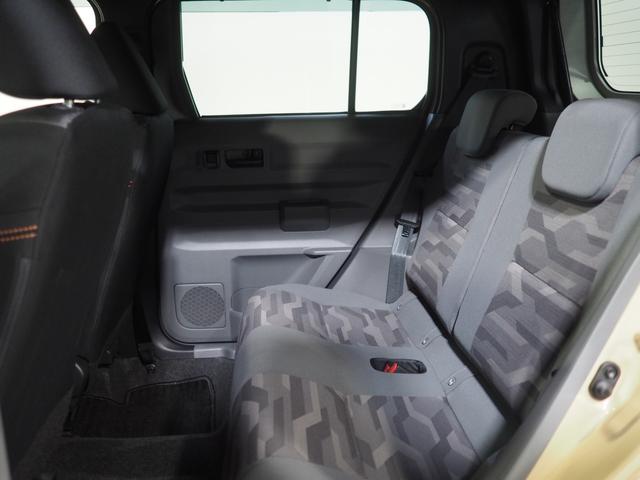 タフト Ｇターボ　４ＷＤ　スマートアシスト　ガラスルーフ　ダイハツ純正ナビ　バックモニター　ドライブレコーダー　クルーズコントロール　ＥＴＣ車載器　ＬＥＤヘッドライト　オートライト　オートエアコン　シートヒーター（12枚目）