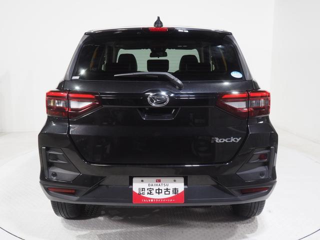 ロッキー プレミアム　４ＷＤ　スマートアシスト　スマホ連携ディスプレイオーディオ　パノラマモニター　リモコンエンジンスターター　ＬＥＤヘッドライト　オートライト　オートエアコン　クルーズコントロール　アイドリングストップ（6枚目）