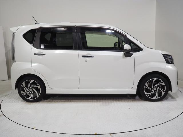 ムーヴ カスタム　ＲＳ　ハイパーリミテッドＳＡＩＩＩ　４ＷＤ　スマートアシスト　ＤＶＤオーディオ　パノラマモニター　リモコンエンジンスターター　キーフリーシステム　ＬＥＤヘッドライト　オートライト　オートエアコン　運転席シートヒーター（4枚目）