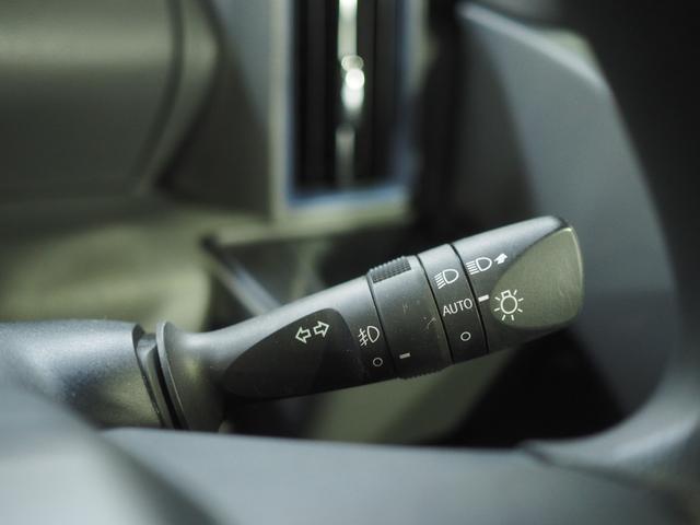タント カスタムＸセレクション　４ＷＤ　両側パワースライドドア　ダイハツ純正ナビ　パノラマモニター　ナビ連動ドライブレコーダー　後席フリップダウンモニター　リモコンエンジンスターター　シートヒーター　スマートアシスト（31枚目）