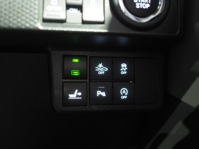 タント カスタムＸセレクション　４ＷＤ　両側パワースライドドア　ダイハツ純正ナビ　パノラマモニター　ナビ連動ドライブレコーダー　後席フリップダウンモニター　リモコンエンジンスターター　シートヒーター　スマートアシスト（35枚目）