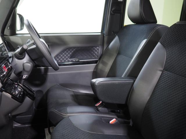 タント カスタムＸセレクション　４ＷＤ　両側パワースライドドア　ダイハツ純正ナビ　パノラマモニター　ナビ連動ドライブレコーダー　後席フリップダウンモニター　リモコンエンジンスターター　シートヒーター　スマートアシスト（41枚目）