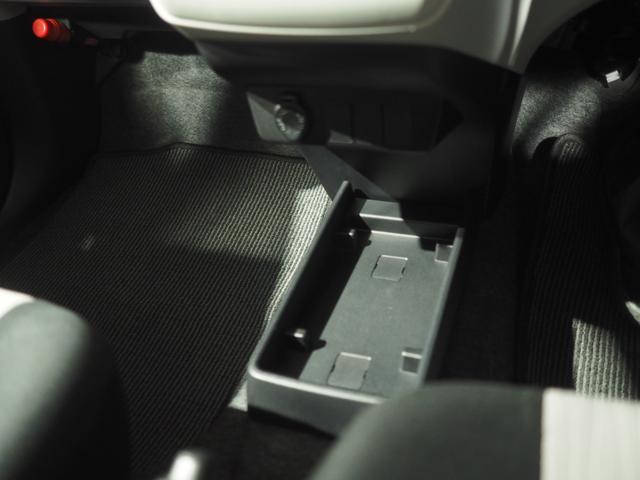 ミライース X SAIII 4WD スマートアシスト LEDヘッドライト オートライト CDチューナー 前後コーナーセンサー キーレスエントリー 電動格納ドアミラー アイドリングストップ VSC(横滑り抑制機能)(29枚目)
