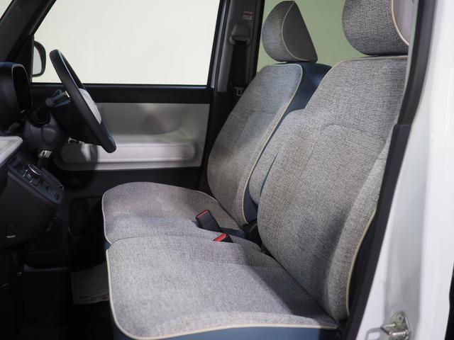 ムーヴキャンバス ストライプスＧ　４ＷＤ　両側パワースライドドア　ＬＥＤヘッドライト　オートライト　スマホ連携ディスプレイオーディオ　バックモニター　ワイヤレス充電器ｑｉ（チー）　運転席助手席シートヒーター　オートエアコン（11枚目）