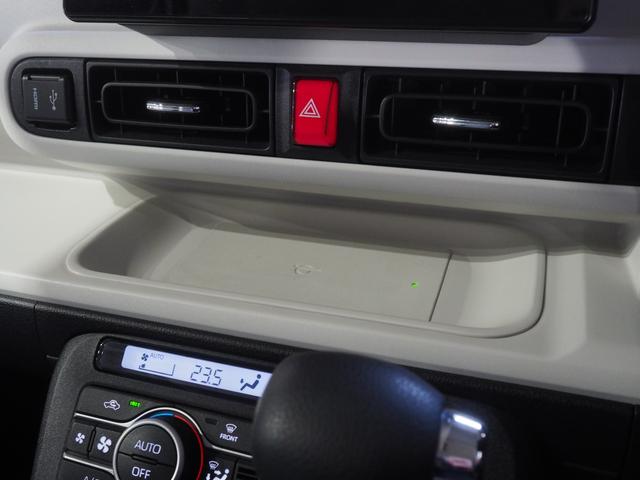 ムーヴキャンバス ストライプスＧ　４ＷＤ　両側パワースライドドア　ＬＥＤヘッドライト　オートライト　スマホ連携ディスプレイオーディオ　バックモニター　ワイヤレス充電器ｑｉ（チー）　運転席助手席シートヒーター　オートエアコン（17枚目）