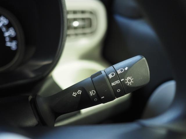 ムーヴキャンバス ストライプスＧ　４ＷＤ　両側パワースライドドア　ＬＥＤヘッドライト　オートライト　スマホ連携ディスプレイオーディオ　バックモニター　ワイヤレス充電器ｑｉ（チー）　運転席助手席シートヒーター　オートエアコン（27枚目）