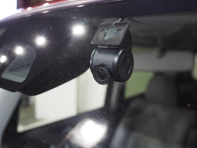 タント Ｘ　４ＷＤ　両側スライドドア左電動　ＬＥＤヘッドライト　オートライト　ダイハツ純正ナビ　バックモニター　ナビ連動ドライブレコーダー　キーフリーシステム　シートヒーター　アイドリングストップ（17枚目）