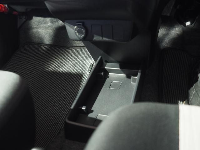 ミライース L SAIII 4WD スマートアシスト オーディオレス キーレスエントリー デジタルメーター オートライト 前後コーナーセンサー アイドリングストップ VSC(横滑り抑制機能)(28枚目)