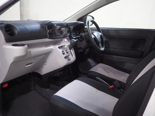 ミライース Ｘ　ＳＡＩＩＩ　４ＷＤ　スマートアシスト　ＬＥＤヘッドライト　オートライト　ＣＤチューナー　キーレスエントリー　前後コーナーセンサー　デジタルメーター　オートハイビーム　アイドリングストップ　ＶＳＣ（横滑り抑制機能）（10枚目）