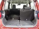 荷室です。後席を倒して荷室を広くできます。写真は左後席を倒した状態です。