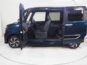 カスタムＸセレクション　４ＷＤ　両側パワースライドドア　ダイハツ純正ナビ　パノラマモニター　ナビ連動ドライブレコーダー　後席フリップダウンモニター　リモコンエンジンスターター　シートヒーター　スマートアシスト（9枚目）
