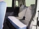 ストライプスＧ　４ＷＤ　両側パワースライドドア　ＬＥＤヘッドライト　オートライト　スマホ連携ディスプレイオーディオ　バックモニター　ワイヤレス充電器ｑｉ（チー）　運転席助手席シートヒーター　オートエアコン（12枚目）