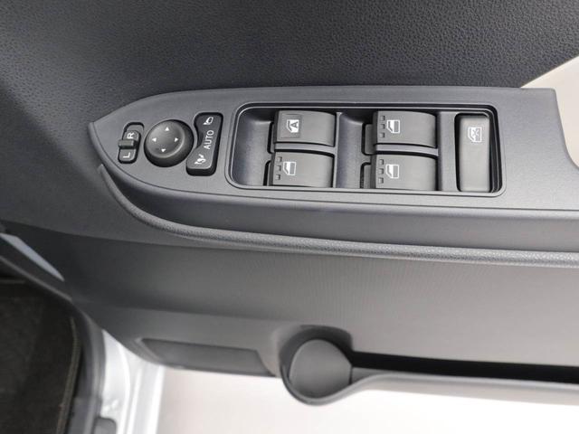 タント X LEDライト 両側電動スライドドア 電動パーキングブレーキ クリアランスソナー 衝突回避支援ブレーキ スマートキー(17枚目)