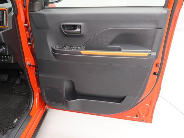 タント ファンクロス ルーフレール 両側電動スライドドア 電動パーキングブレーキ  クリアランスソナー  LEDライト スマートキー オートエアコン(18枚目)