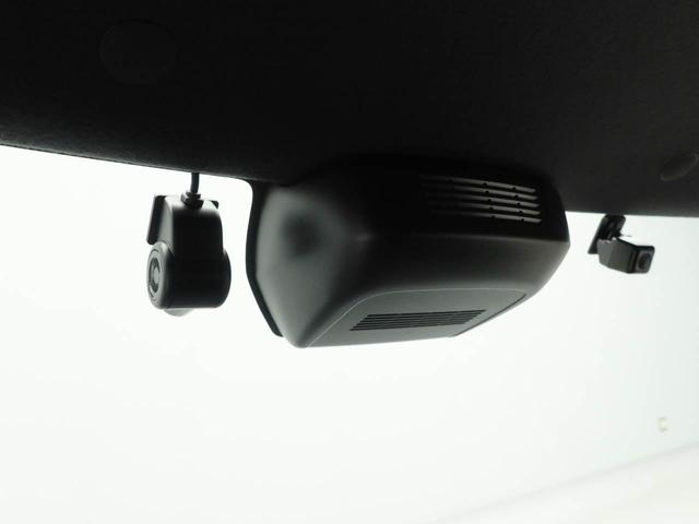 【ドライブレコーダー】	安心・安全なカーライフに必須のドライブレコーダーを装備!走行中はもちろん、あおり運転や事故に遭遇した際の状況も映像で記録し、万一のリスクに備えます。