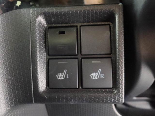 【シートヒーター】運転席と助手席をそれぞれ独立して操作できるため、座る人と室内温度にあわせた快適なシート温度が得られます♪