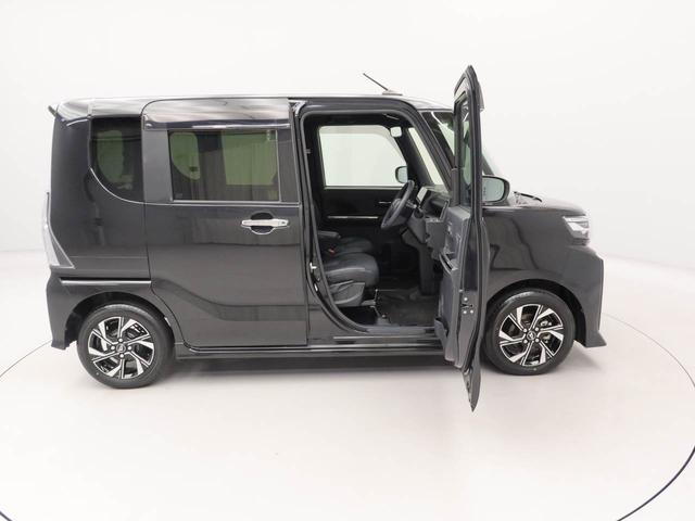 運転席ドア 広い開口部で乗り降りが楽です