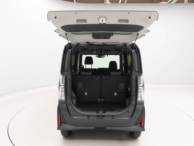大きな荷物も積める、より広がる荷室。使いやすい収納も豊富に設定