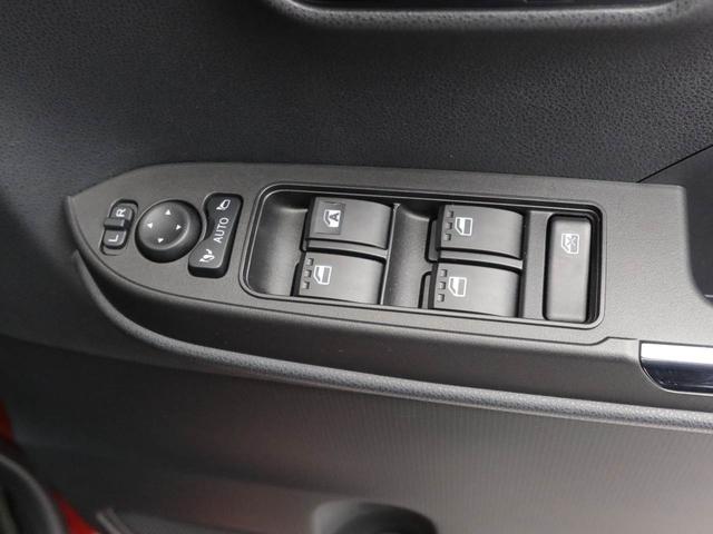 タント カスタムＸ　ワンオーナー　衝突回避支援ブレーキ　車線逸脱警報　バックカメラ　両側電動スライドドア　キーフリー　プッシュスタート　ＬＥＤヘッドランプ　アルミホイール　アイドリングストップ　エアバック　ＡＢＳ　ＣＶＴ（17枚目）