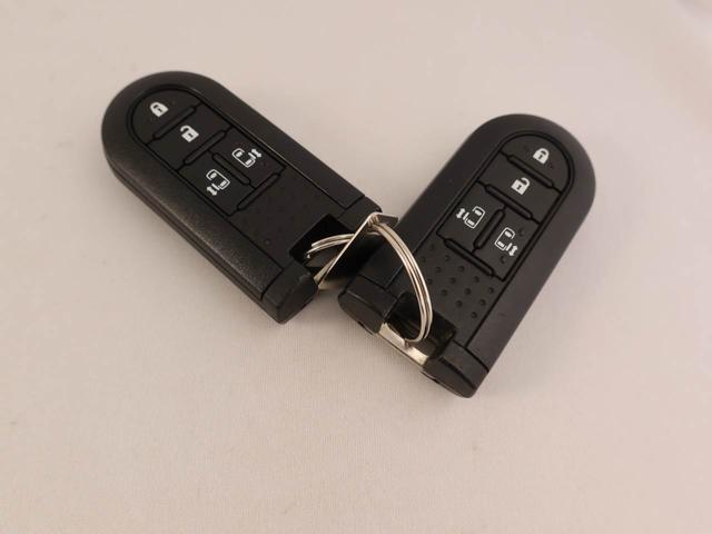 タント Ｘ　ＶＳ　ＳＡＩＩＩ　衝突回避支援ブレーキ　車線逸脱警報　バックカメラ　オーディオ　ＥＴＣ　両側電動スライドドア　キーフリー　プッシュスタート　ＬＥＤヘッドランプ　アルミホイール　アイドリングストップ　エアバック　ＡＢＳ（7枚目）