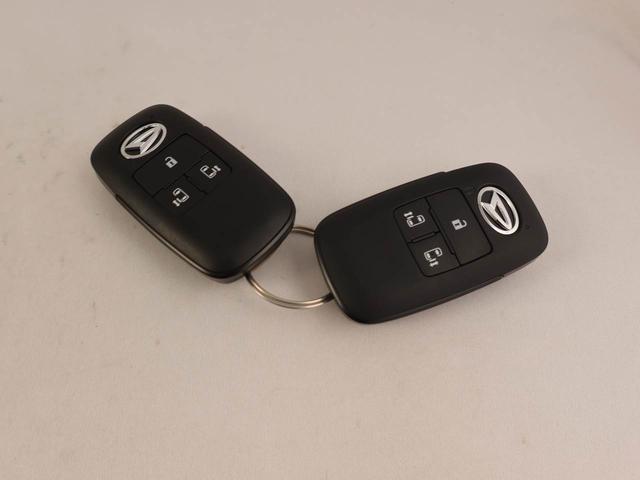 タント ファンクロス　エアコン　パワステ　パワーウィンドウ　ＡＢＳ　エアバック　キーフリー（8枚目）