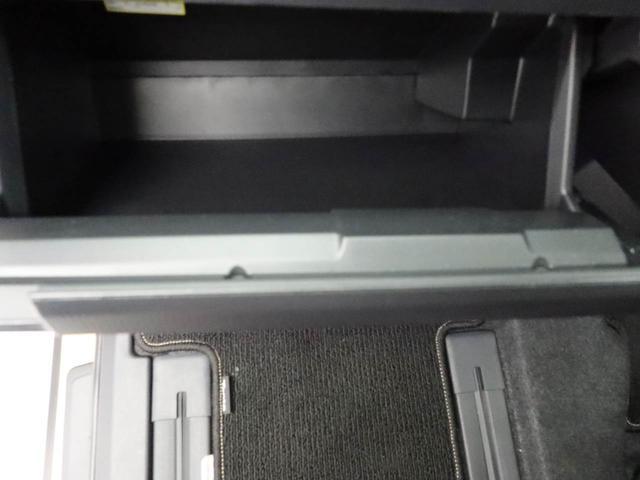 タント ファンクロス　ナビ　バックカメラ　ドラレコ　衝突軽減ブレーキ　ＬＥＤヘッドライト　アルミホイール　電動格納ドアミラー　電動パーキングブレーキ　両側電動スライドドア　プッシュボタンスタート　運転席・助手席シートヒーター　オートエアコン（10枚目）