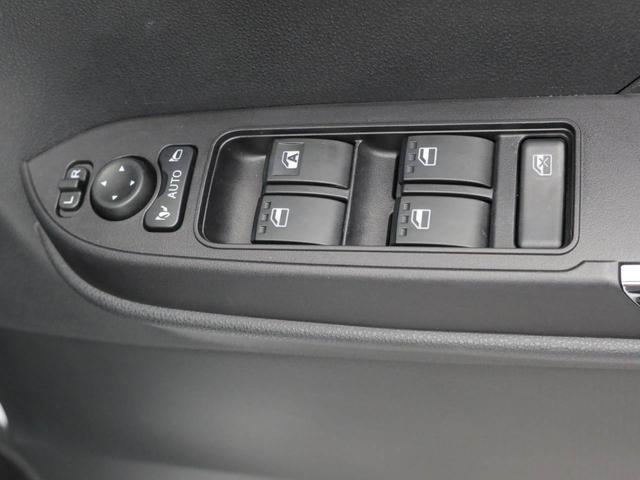 タント カスタムX エアコン パワステ パワーウィンドウ ABS エアバック キーレス(20枚目)