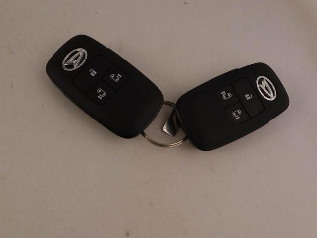 タント カスタムX 両面スライドドア アルミホイール バックカメラ キーフリー イモビライザー アイドリングストップ 両面スライドドア アルミホイール LEDヘッドライト ワンオーナー 禁煙車(8枚目)