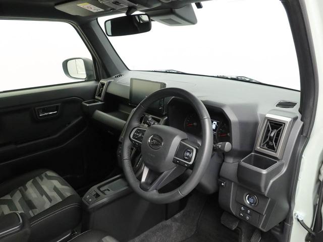 【ステアリングスイッチ】オーディオの音量の調整などが手元のスイッチで出来ます。