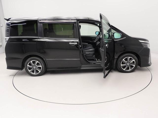 ヴォクシー ZS 煌III キーフリー 電動スライドドア(44枚目)