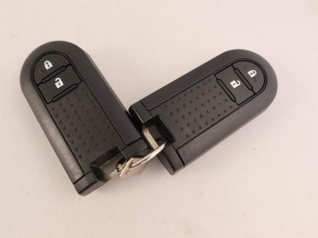 ステラ Ｇ　スマートアシスト　メモリーナビ　バックカメラ　ドライブレコーダー　キーフリー（8枚目）