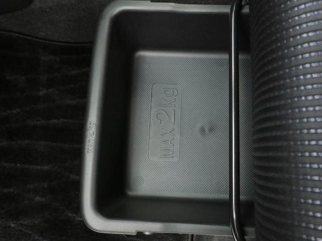 ムーヴ カスタム　Ｘリミテッド　ＳＡＩＩＩ　メモリーナビ　バックカメラ　ＬＥＤヘッドライト　キーフリー（16枚目）